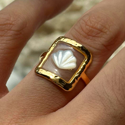 Shells + Shores Ring