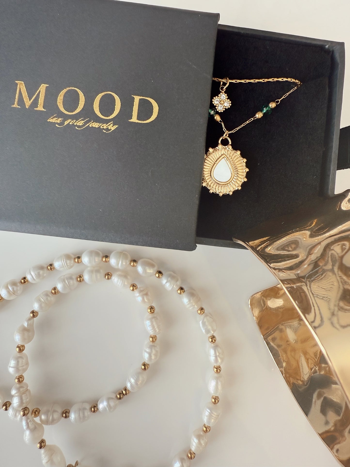 Golden Coastline Pearl Necklace