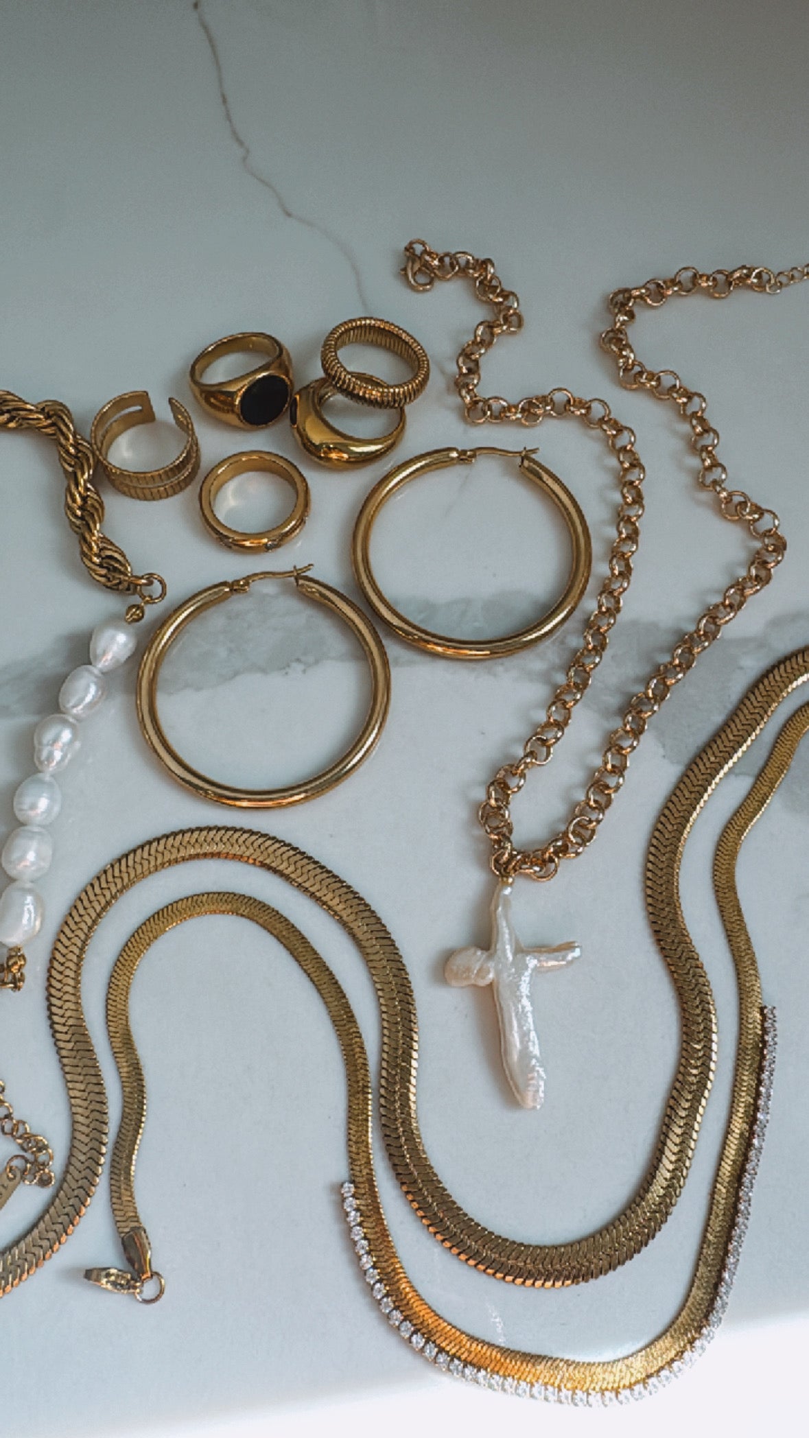 Rhinestone snake chain