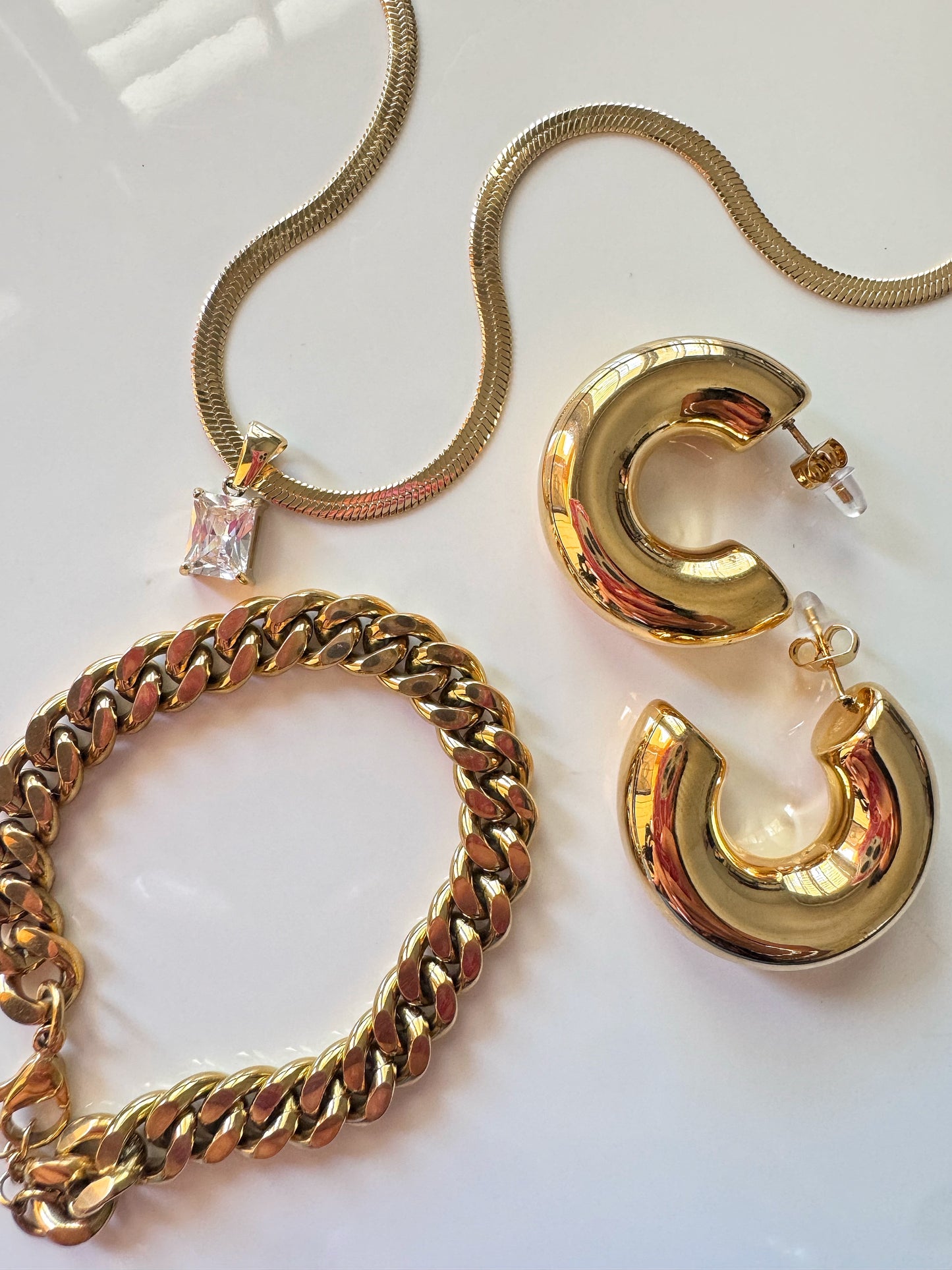 Full Fit Set (Earrings, Bracelet + Necklace)