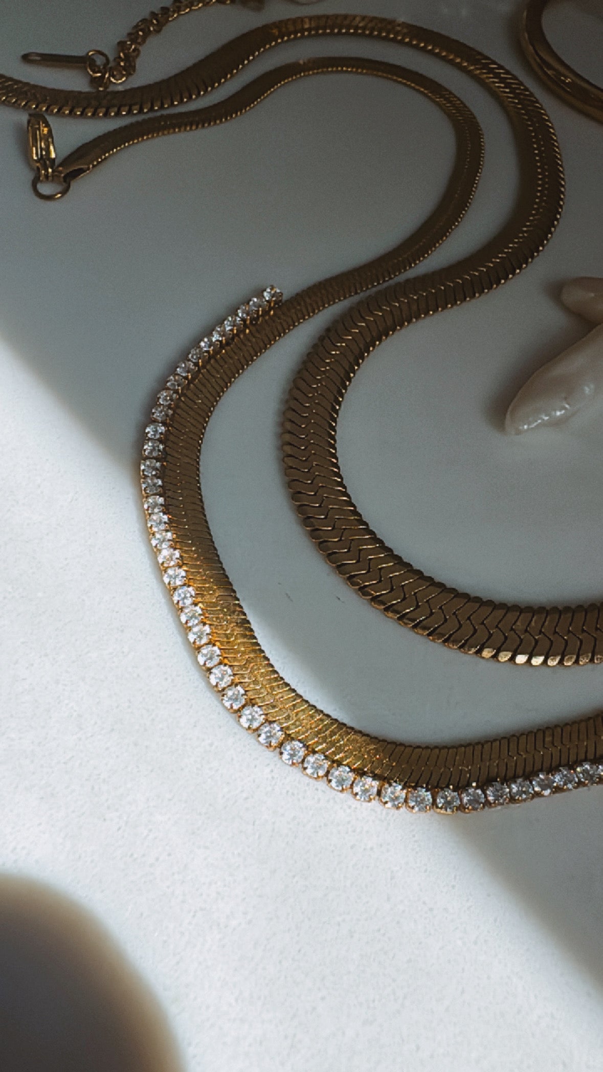 Rhinestone snake chain