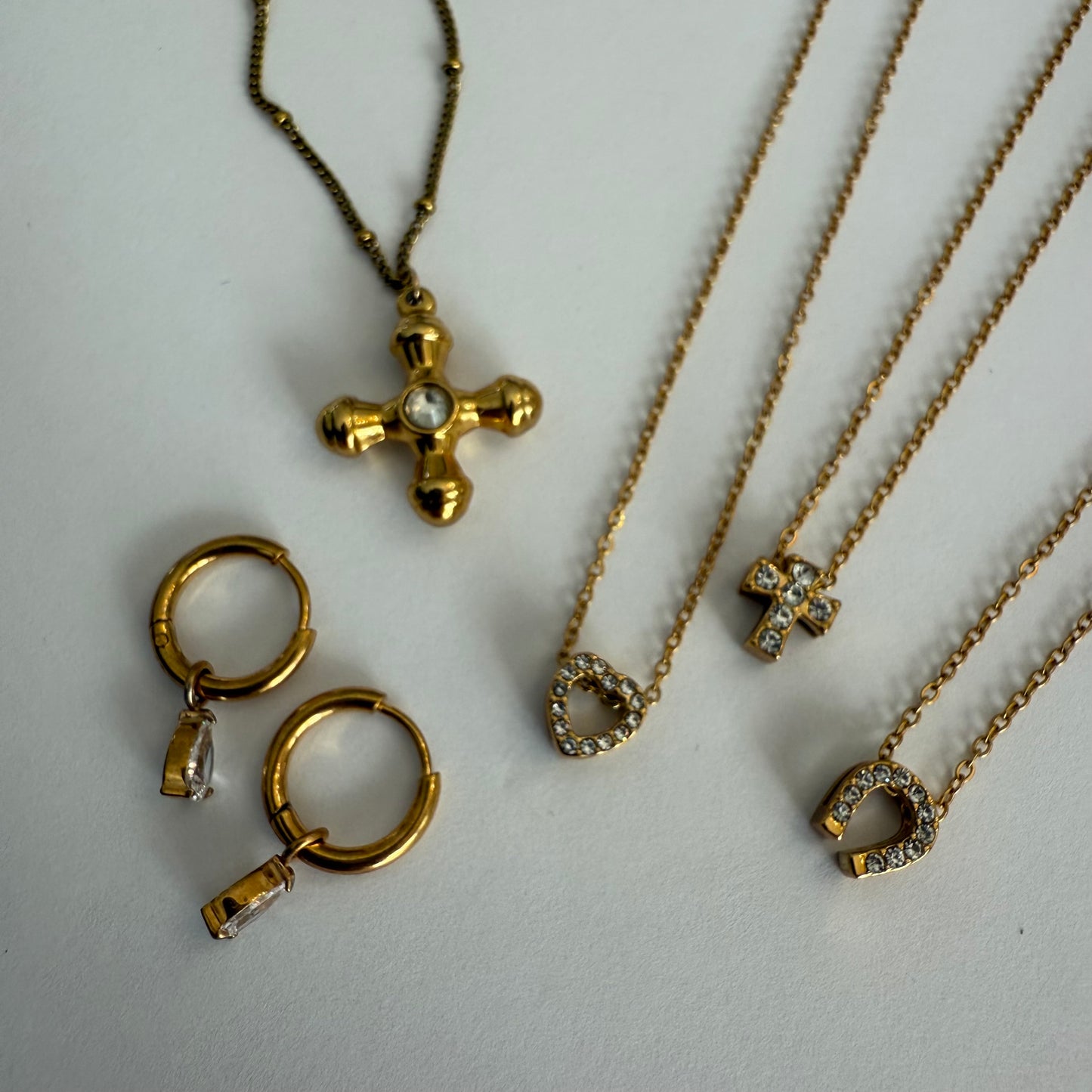 Dainty Diamond Heart Necklace