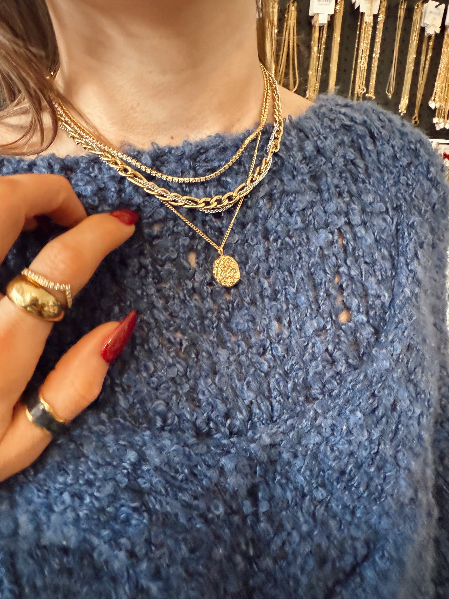 Chloe Pendant Necklace