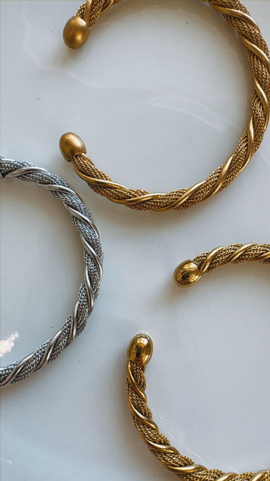 Threaded Gold Arm Cuff