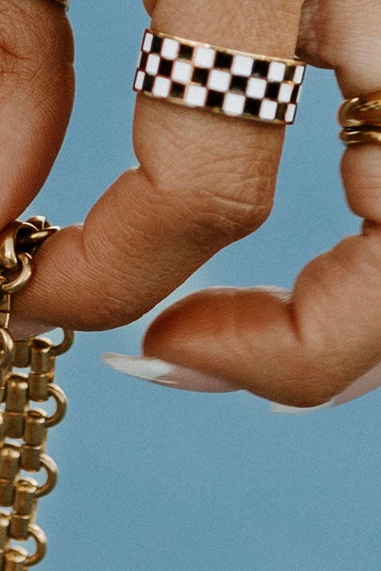 Check Mate Ring
