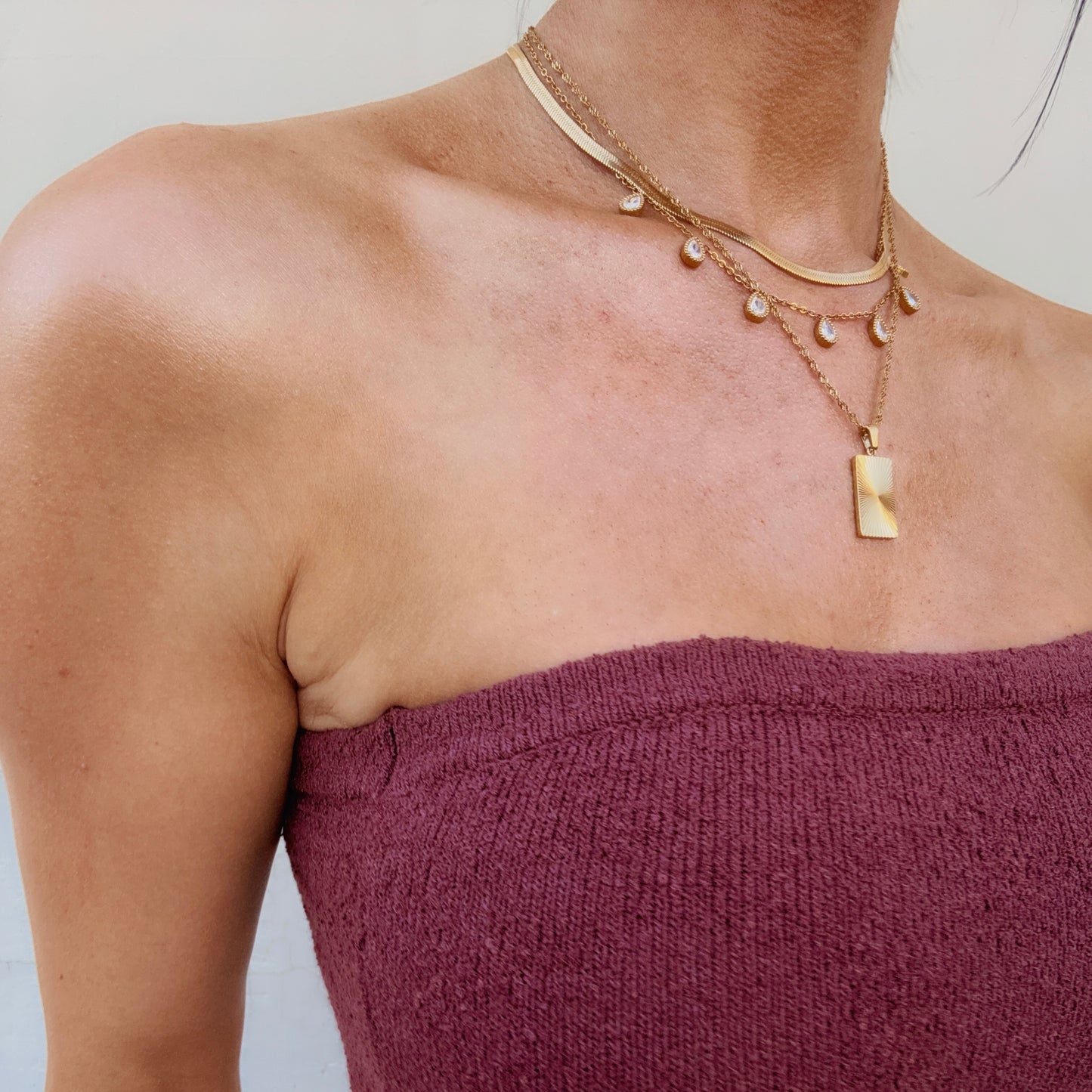 Golden Ray Pendant Necklace