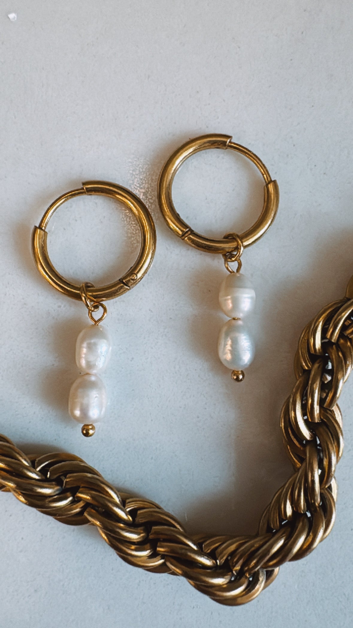 Laguna Pearls Huggies