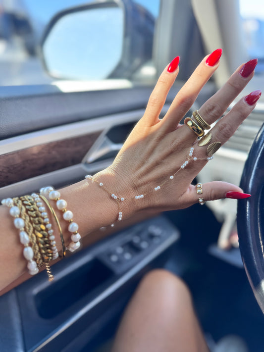 Saltwater Lace Hand Chain