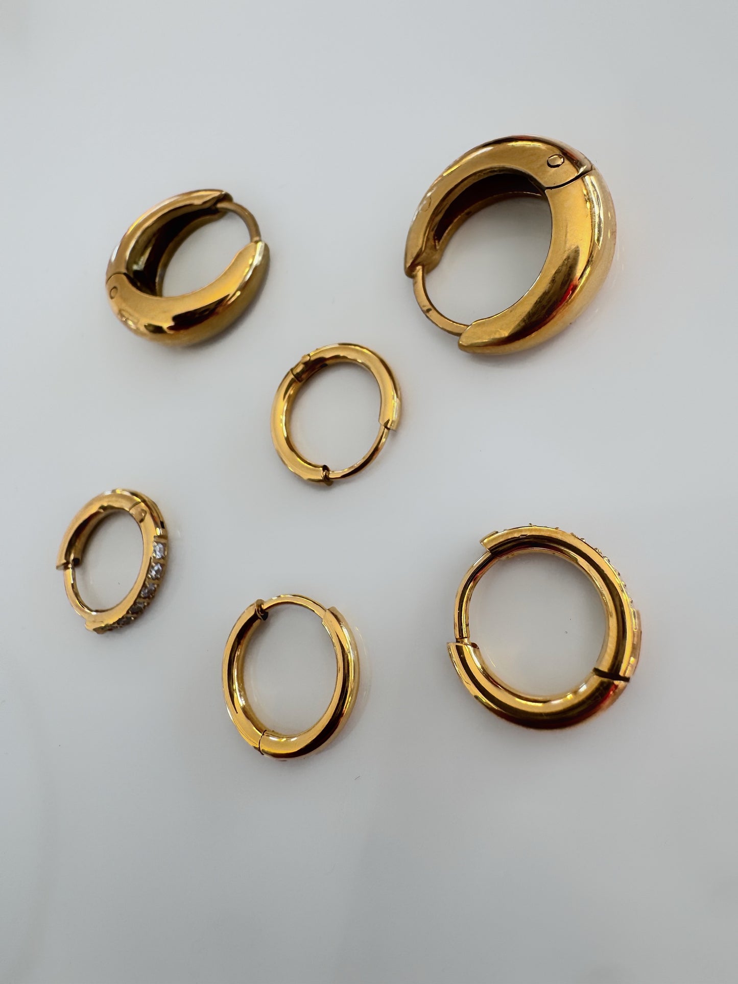 Golden Essentials Huggie Set