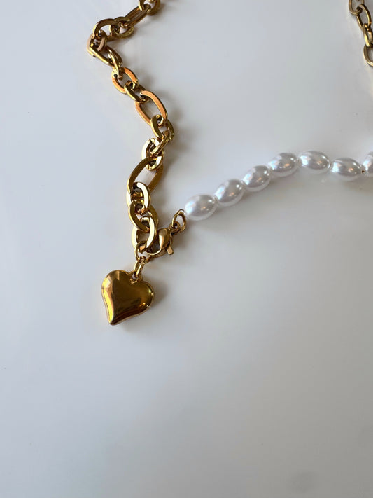 Pearls Never Broke my Heart Necklace