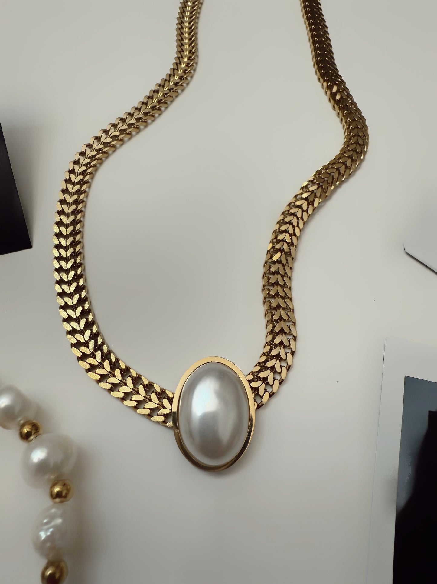 Eleanor Pearl Necklace