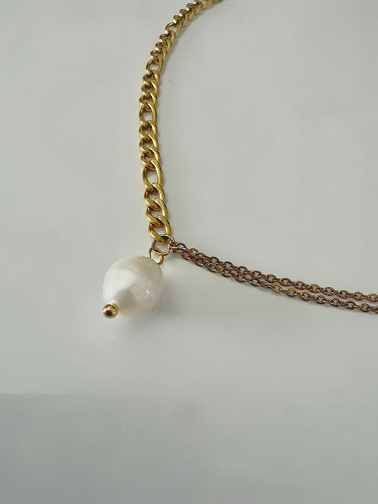 The Pearl Drop Chain
