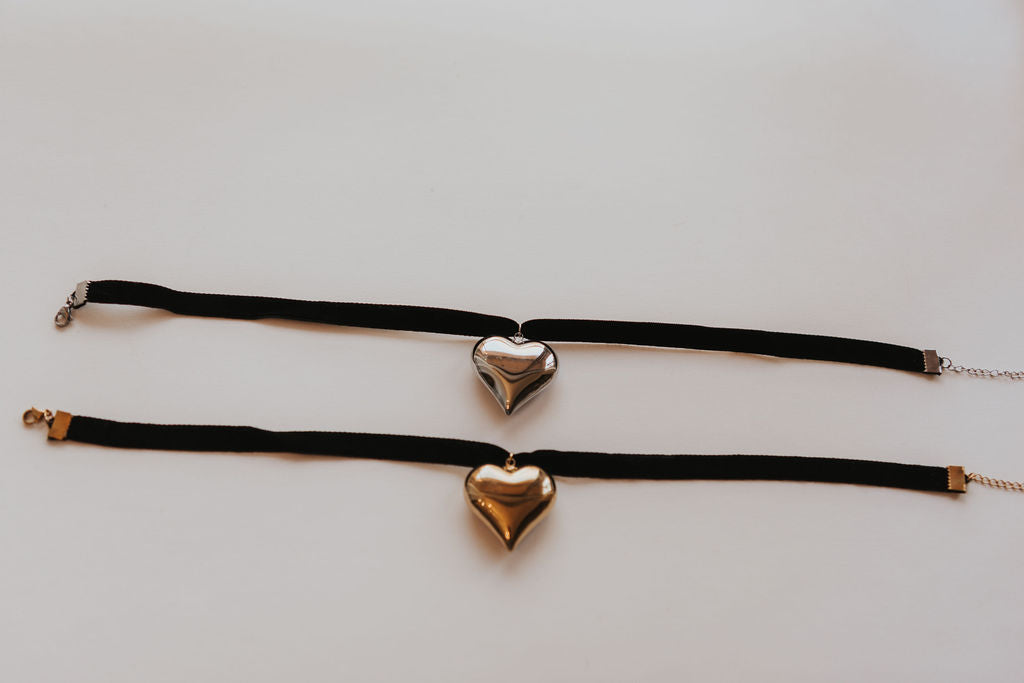Mira Heart Choker