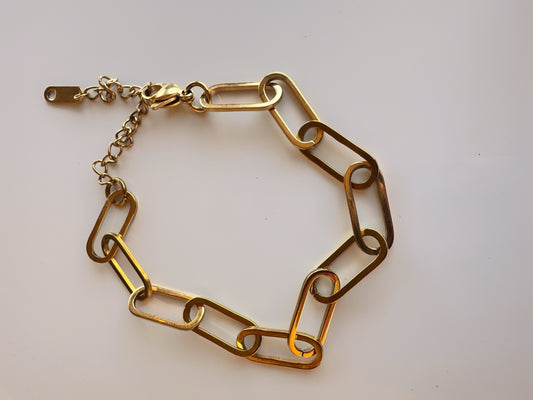 Chunky Paper Clip Bracelet