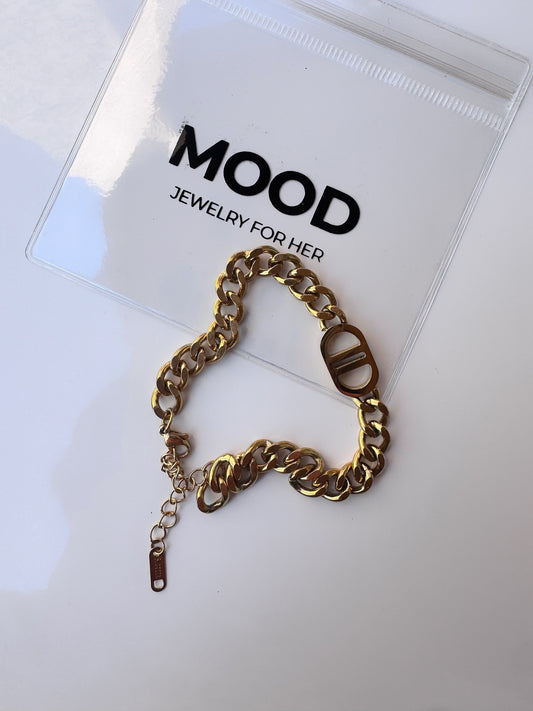 Edgy Cuban Chain Bracelet