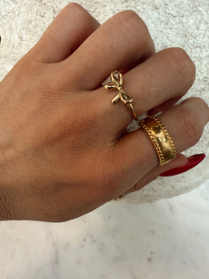 Dainty Bow Ring