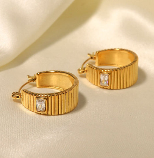 Olivia Statement Hoops