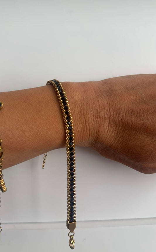 Black Everlasting Love Bracelet