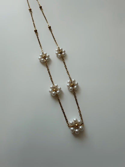 Daisy Necklace