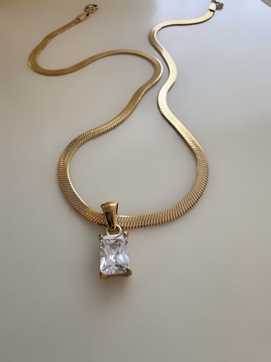 Jules Clear Stone Necklace Pendant