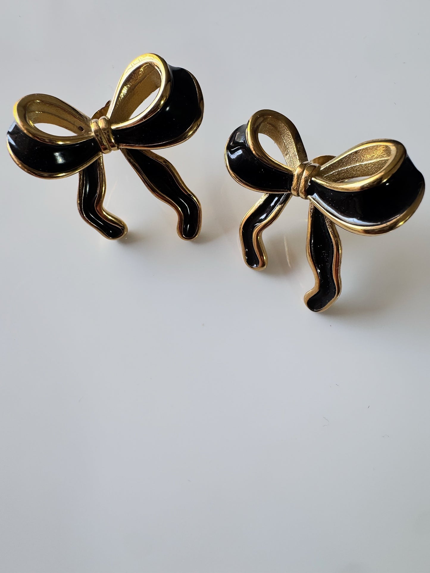 Bow Studs