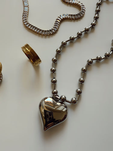 Chunky Heart Choker