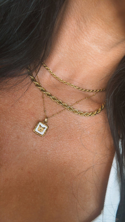 Dainty Butterfly Necklace