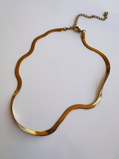 Herringbone Choker Necklace