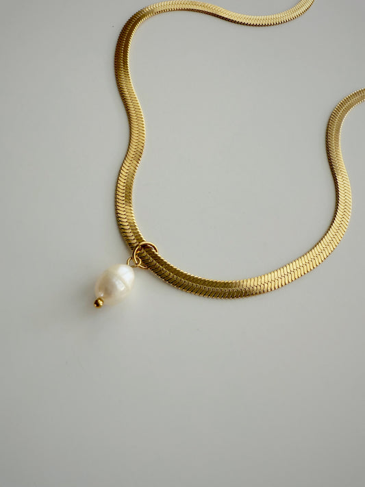 Classic Pearl Drop Necklace