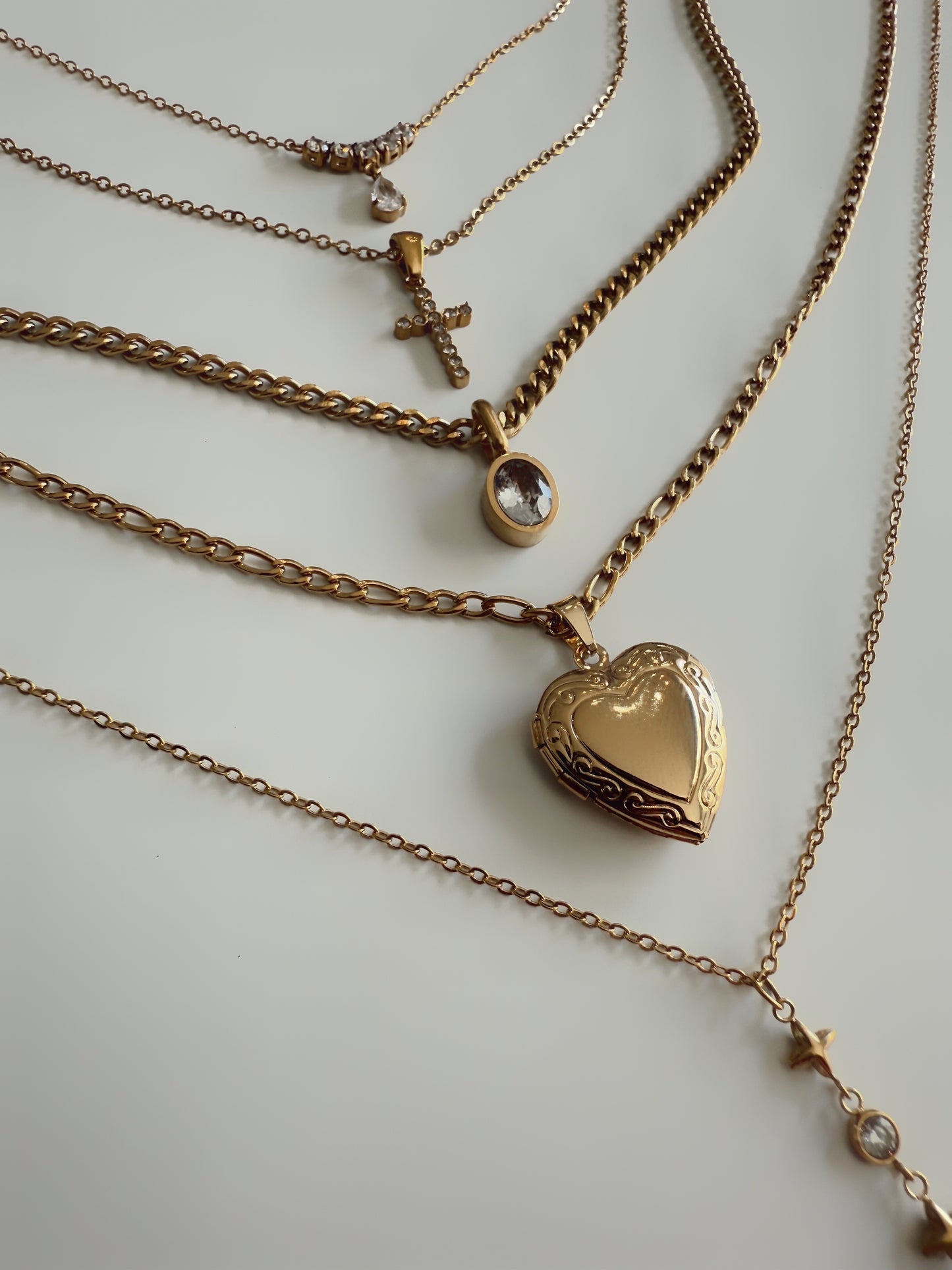 Vintage Heirloom 5 Piece Layered Set