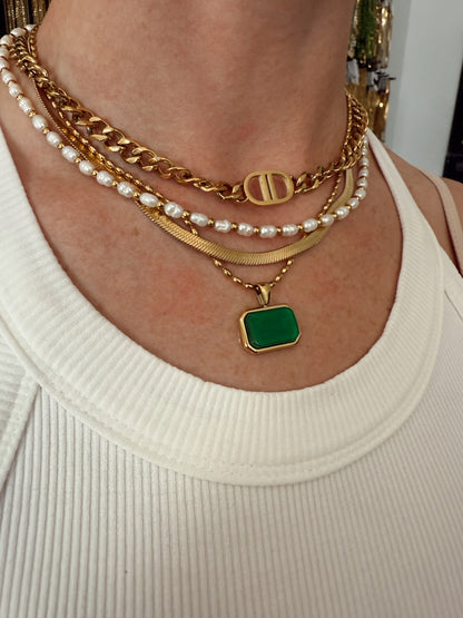 4 Piece Favorite Necklace Set Emerald Stone Version