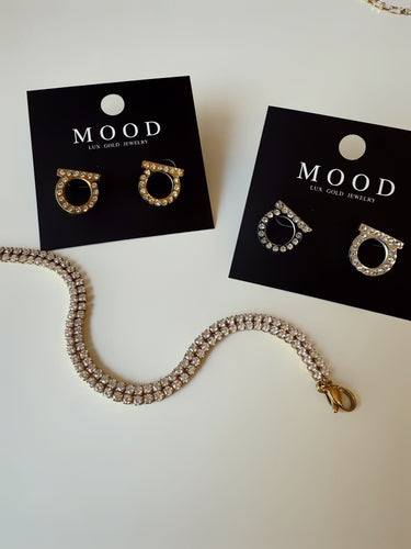 Chloe Studs
