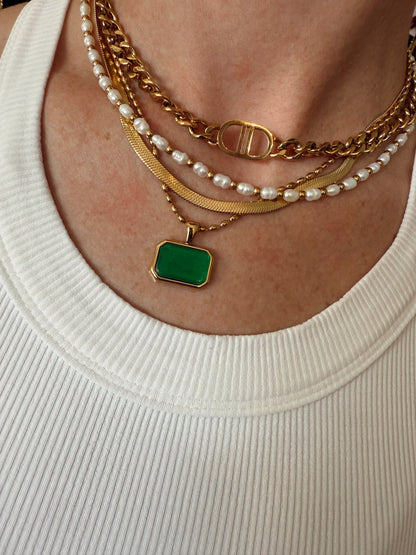 4 Piece Favorite Necklace Set Emerald Stone Version