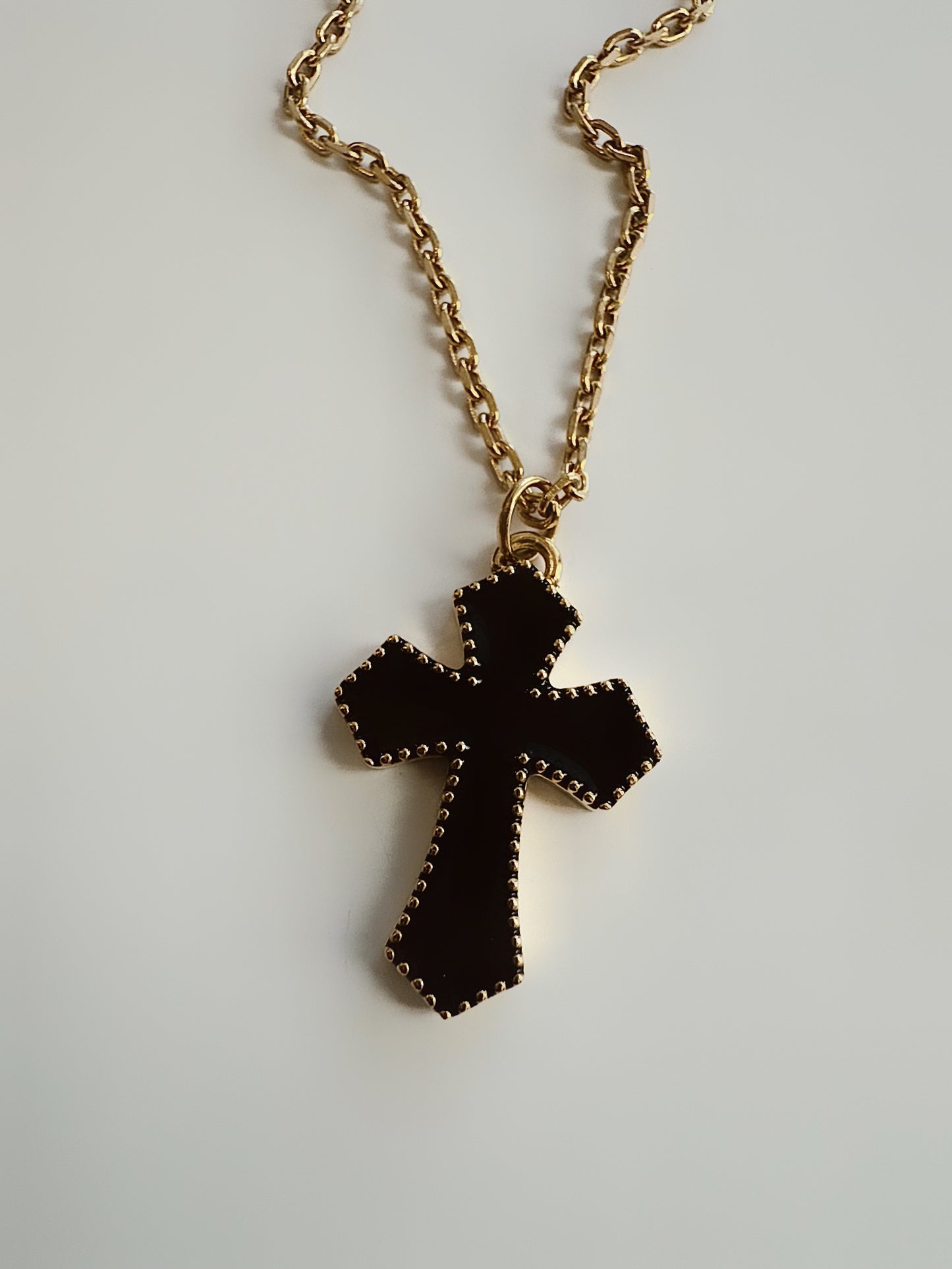 Milan Cross Necklace