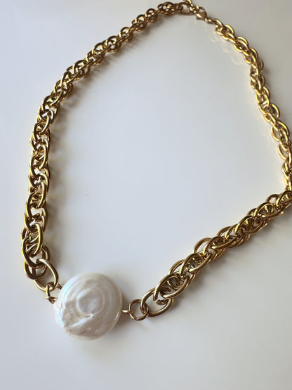 Destin Pearls Necklace