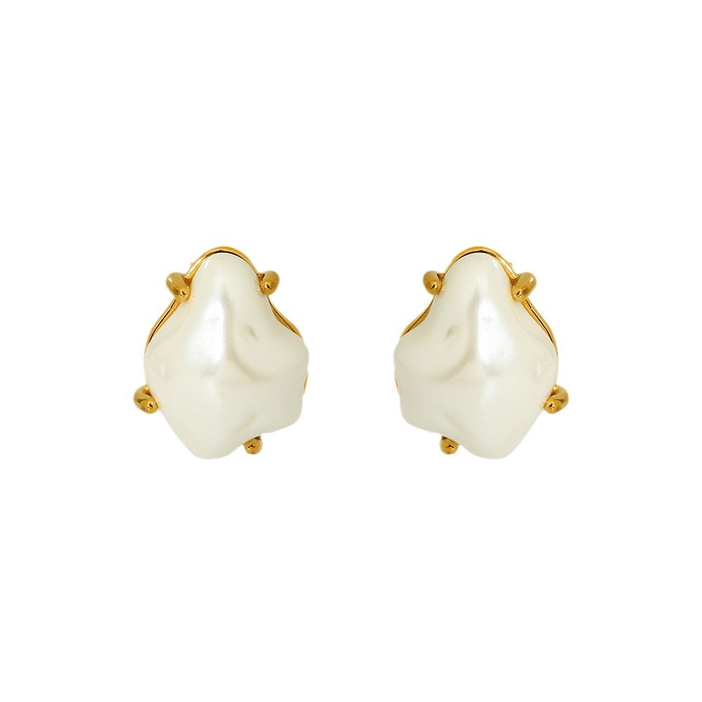Take me to Paris Earrings