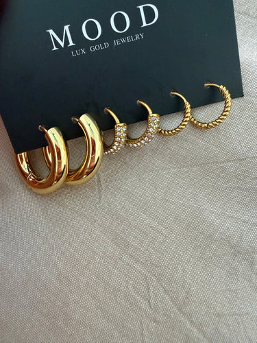 Weekend earring stack