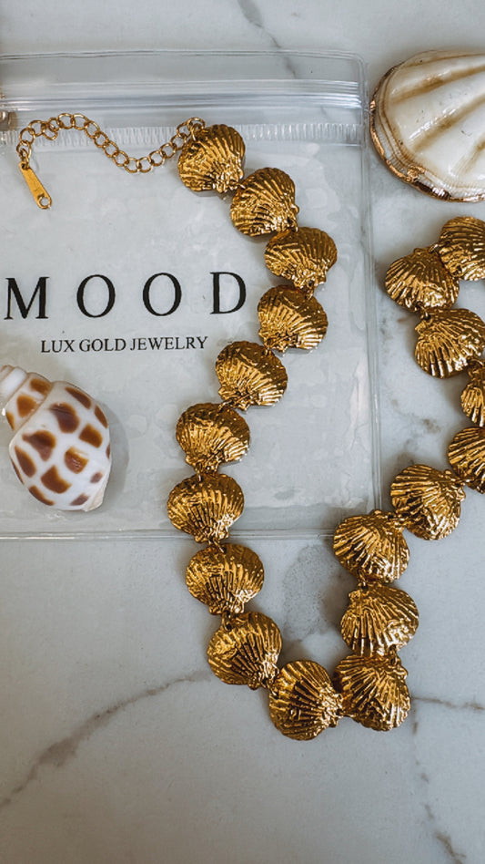 Gold Shells Necklace