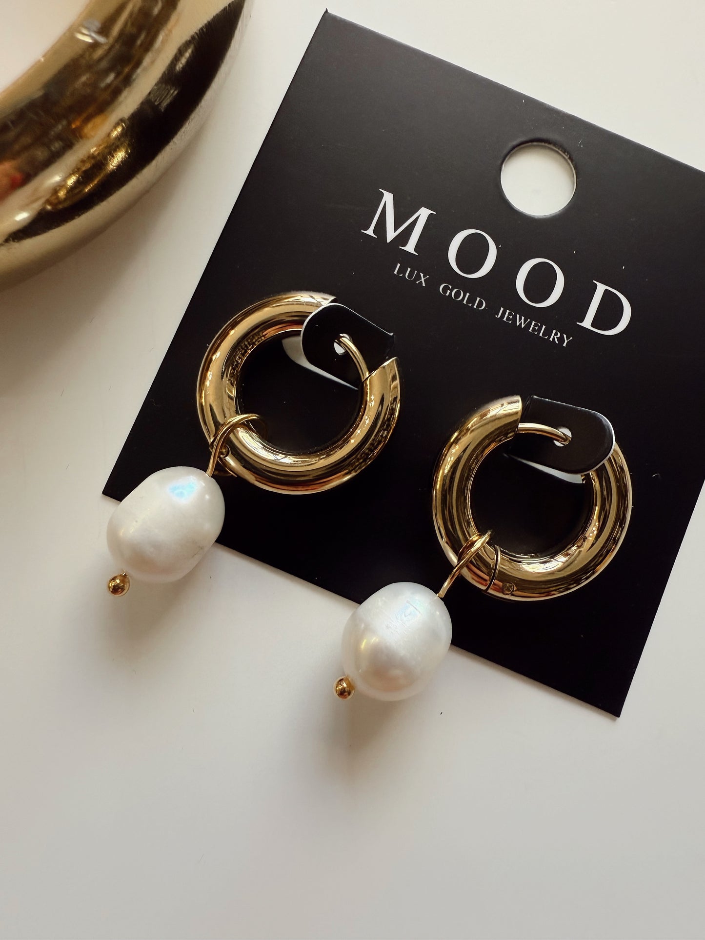 Pearla Pearl Huggies