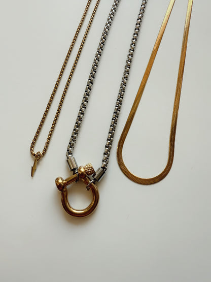 NEW! The Bolt Babe Set