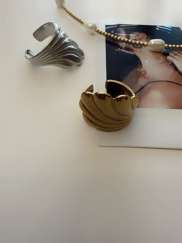 Lily Open Ring