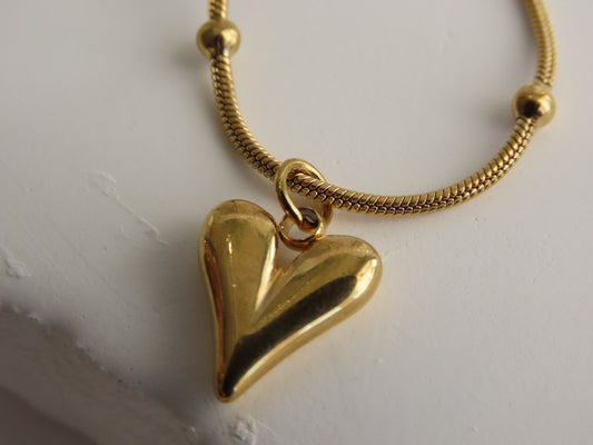 Queen of Hearts Necklace