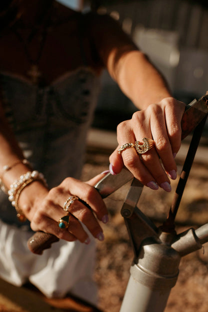 Cala Pearl Charm Bracelet