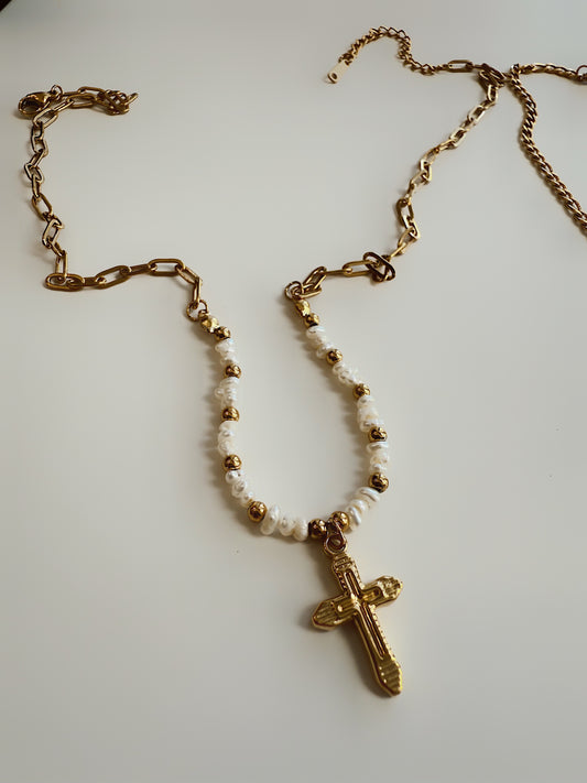 Saylor Cross Necklace