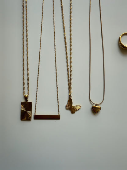 Golden Ray Pendant Necklace