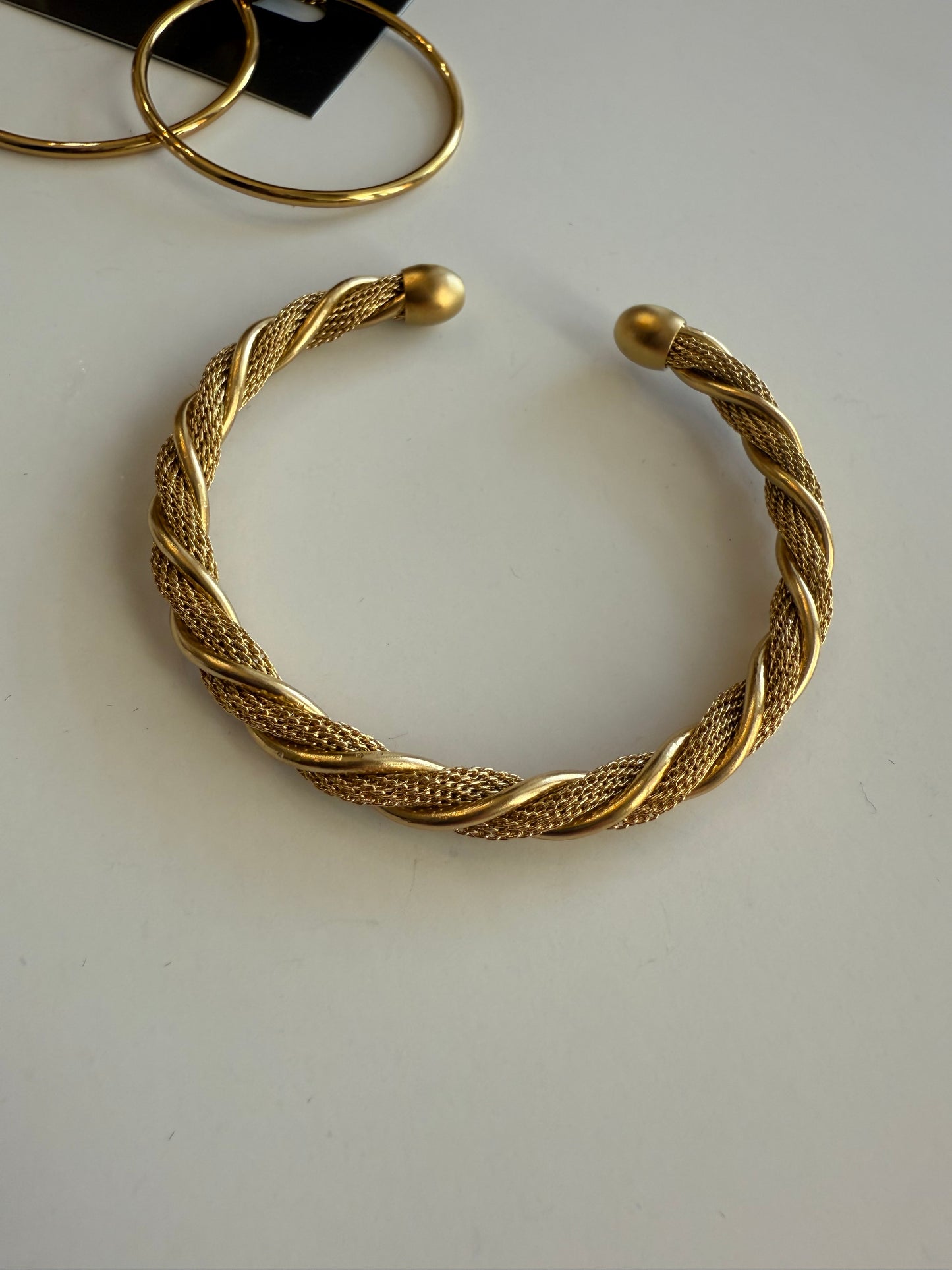 Threaded Gold Arm Cuff