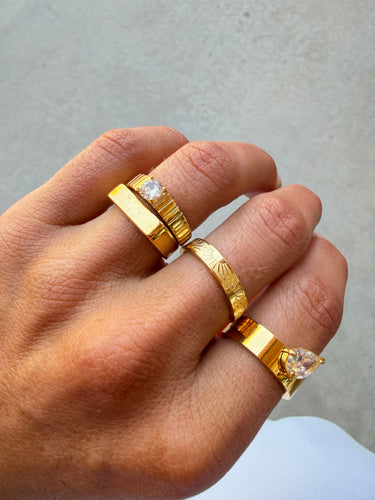 Thea Ring
