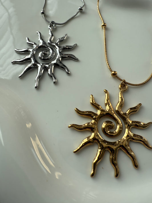Solana Necklace