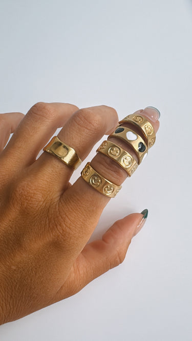 Smiley Ring