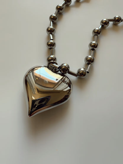 Chunky Heart Choker